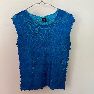 Crinkle Sleeveless Shirt